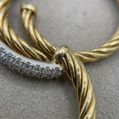 Orecchini a cerchio “Cable” con pavé di diamanti di David Yurman in oro 18 carati e argento sterling