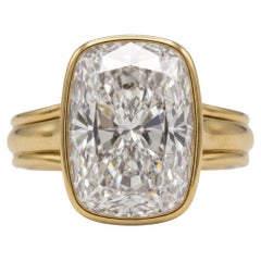 GIA 4.01 Carat G VS2 Cushion Modified Brilliant Diamond 18K Yellow Gold Ring