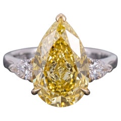 GIA-zertifizierter Diamantring mit einem 11-Karat-Diamanten in Birnenform, „Fancy Yellow“, intern makellos
