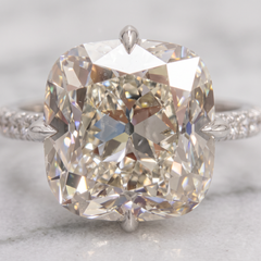 Anello in platino con diamante Old Mine certificato GIA da 10 carati