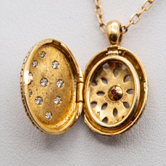 Roberto Coin 18k Yellow Gold Diamond Locket Necklace