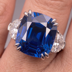 10.6 Carat blue (GRS-type "cornflower") cushion Diamond White Gold Ring