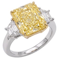 4.05 Carat Fancy Yellow Flawless Cut-Cornered Rectangular Modified Brilliant Dia