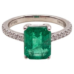 Tiffany & Co 3 Carat Colombian Emerald Diamond Cocktail Ring