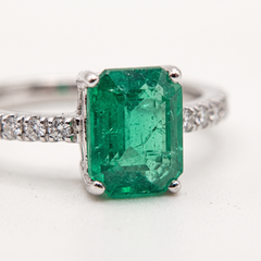 Tiffany & Co 3 Carat Colombian Emerald Diamond Cocktail Ring