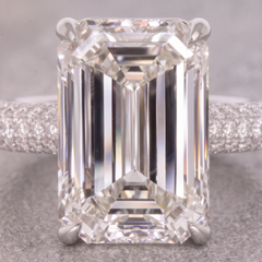6,02-Karat-Verlobungsring aus Platin mit einem Diamanten im Smaragdschliff, Farbe F, Reinheit VS1