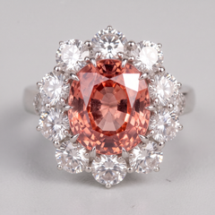 Anello con zaffiro Padparadscha non trattato termicamente da 4,58 carati e diamanti, certificato SSEF