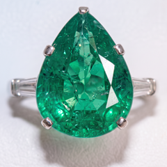 6.82 Carat Green Pear Emerald White Gold Ring