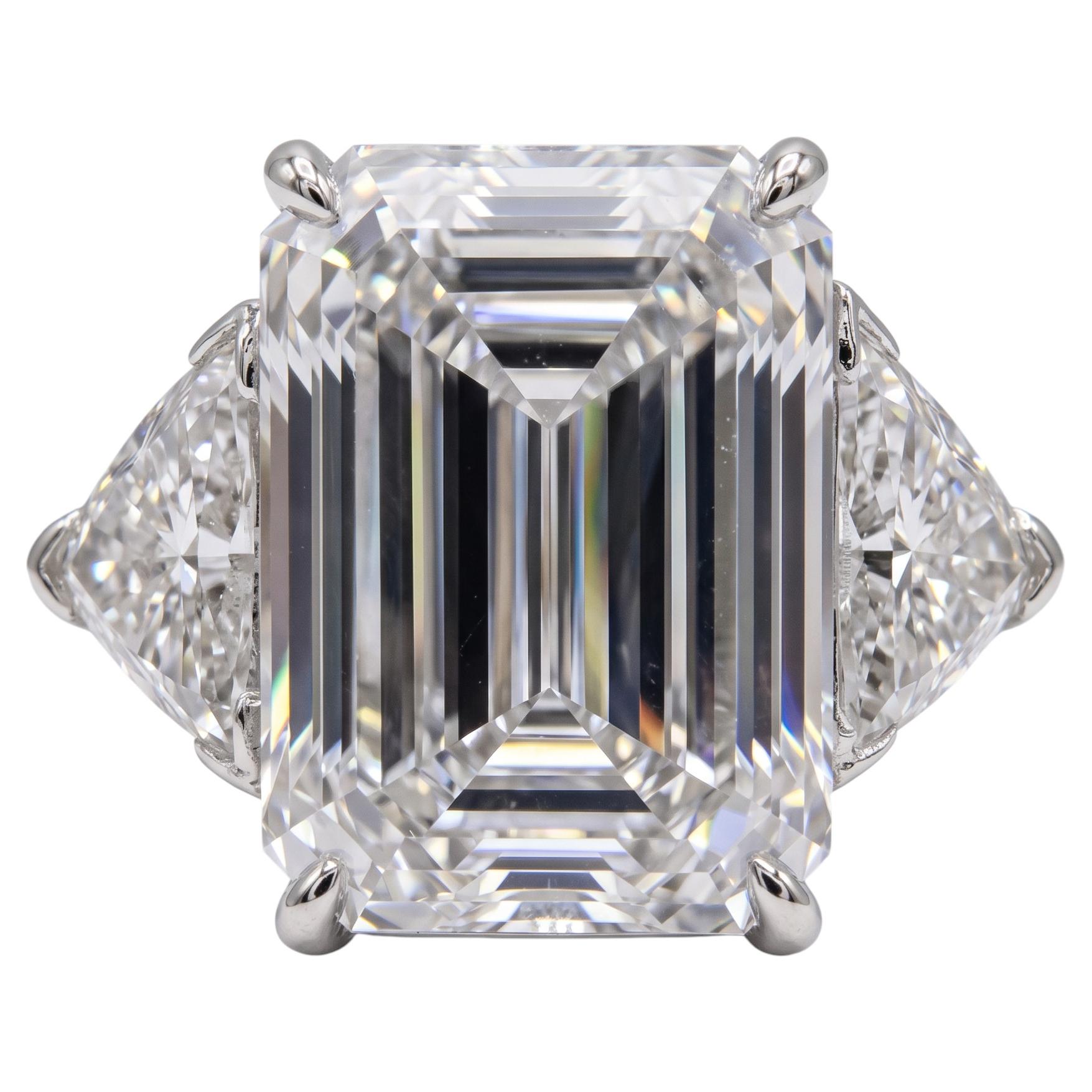 8.28 Carat D IF Emerald Diamond Platinum Ring For Sale at 1stDibs