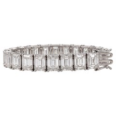 Bracciale tennis in platino con diamante taglio smeraldo da 31 carati certificato GIA, 6,75 pollici