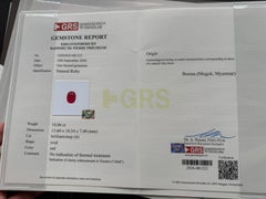 10-Karat-Diamantring mit drei Steinen: einem GRS-zertifizierten burmesischen Mogok-Rubin (ohne Wärmebehandlung) und zwei Diamanten