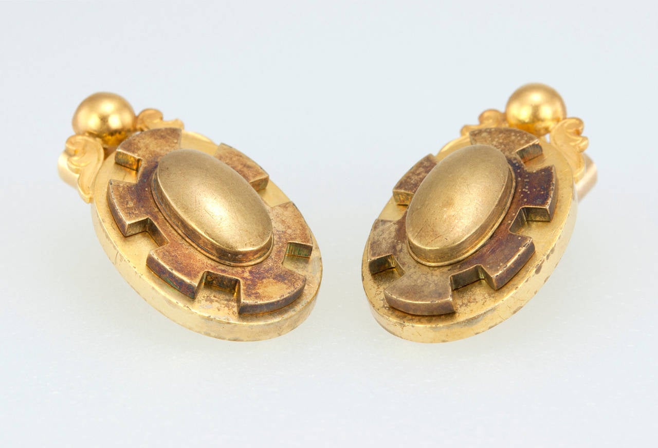 Victorian Gold Oval Earrings In Good Condition For Sale In Los Angeles, CA