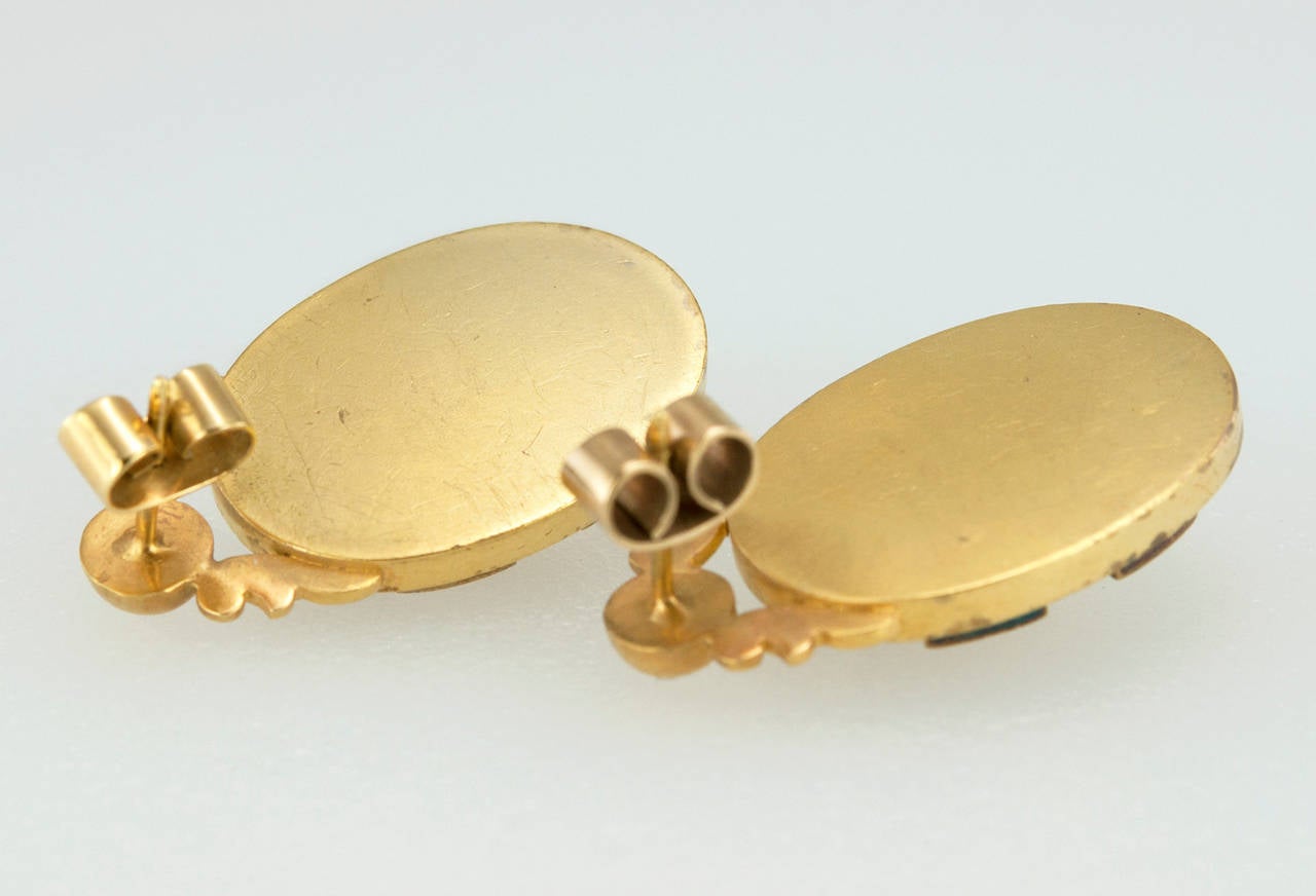 Women's Victorian Gold Oval Earrings For Sale