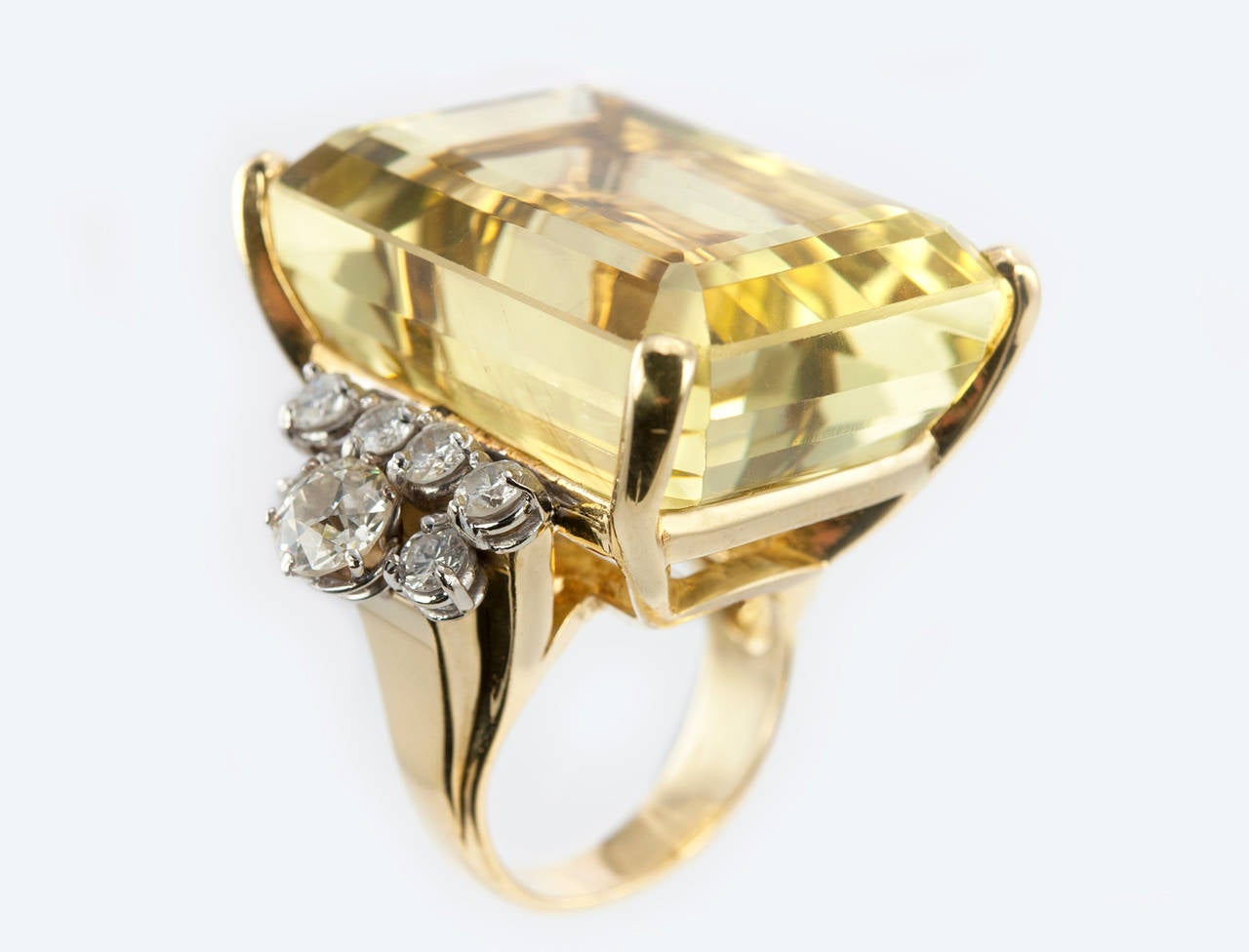 Citrine Diamond Gold Cocktail Ring In Excellent Condition In Los Angeles, CA