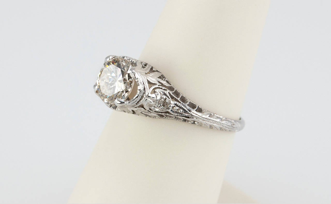 1.09 Carat Edwardian Diamond Platinum Engagement Ring circa 1915 2