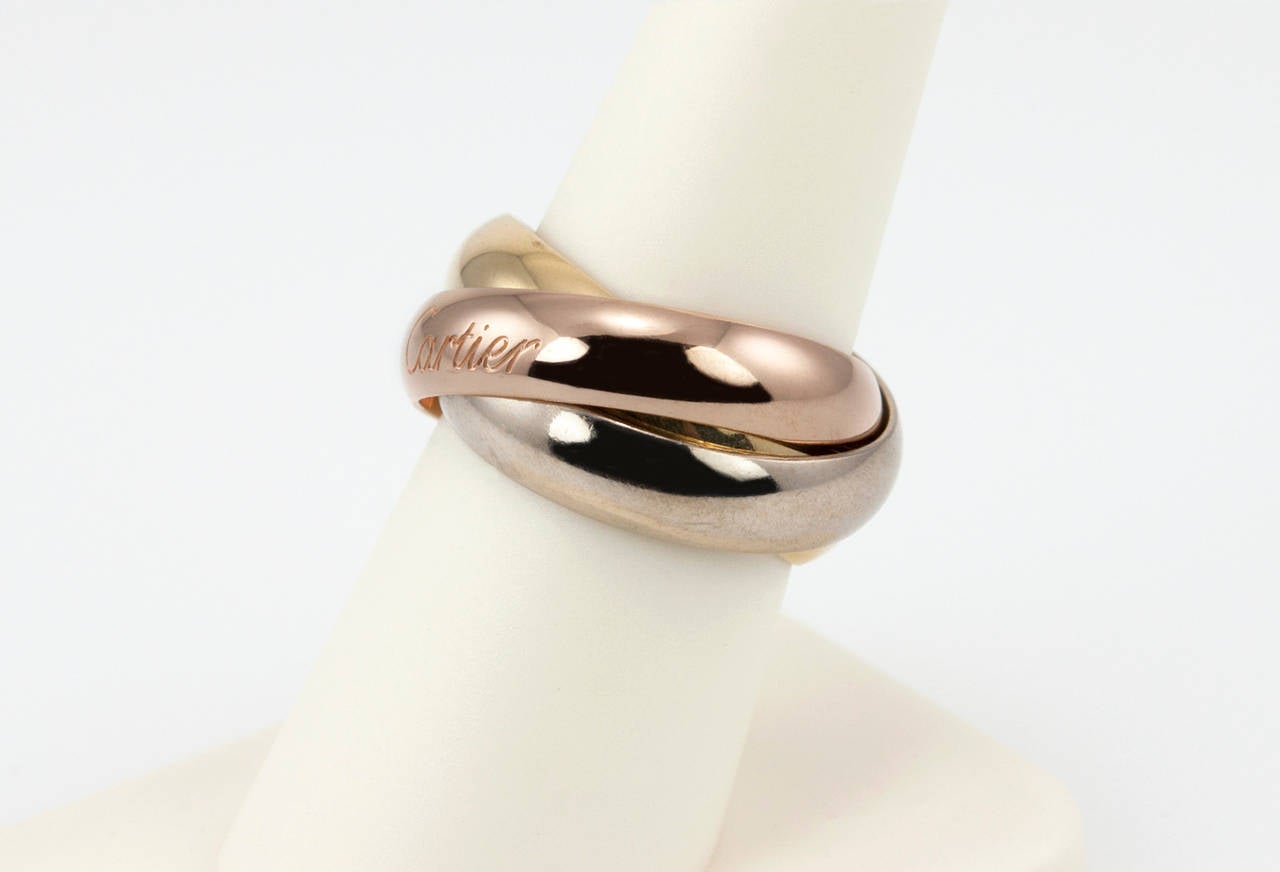 Cartier Trinity Gold Large Model Ring In Excellent Condition In Los Angeles, CA