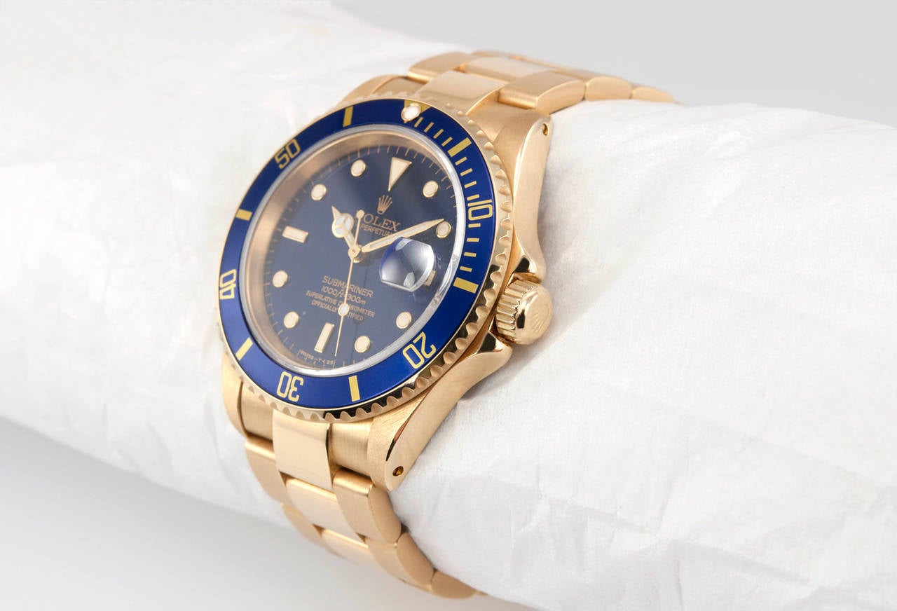 Rolex Yellow Gold Submariner Wristwatch Ref 16618 In Excellent Condition In Los Angeles, CA