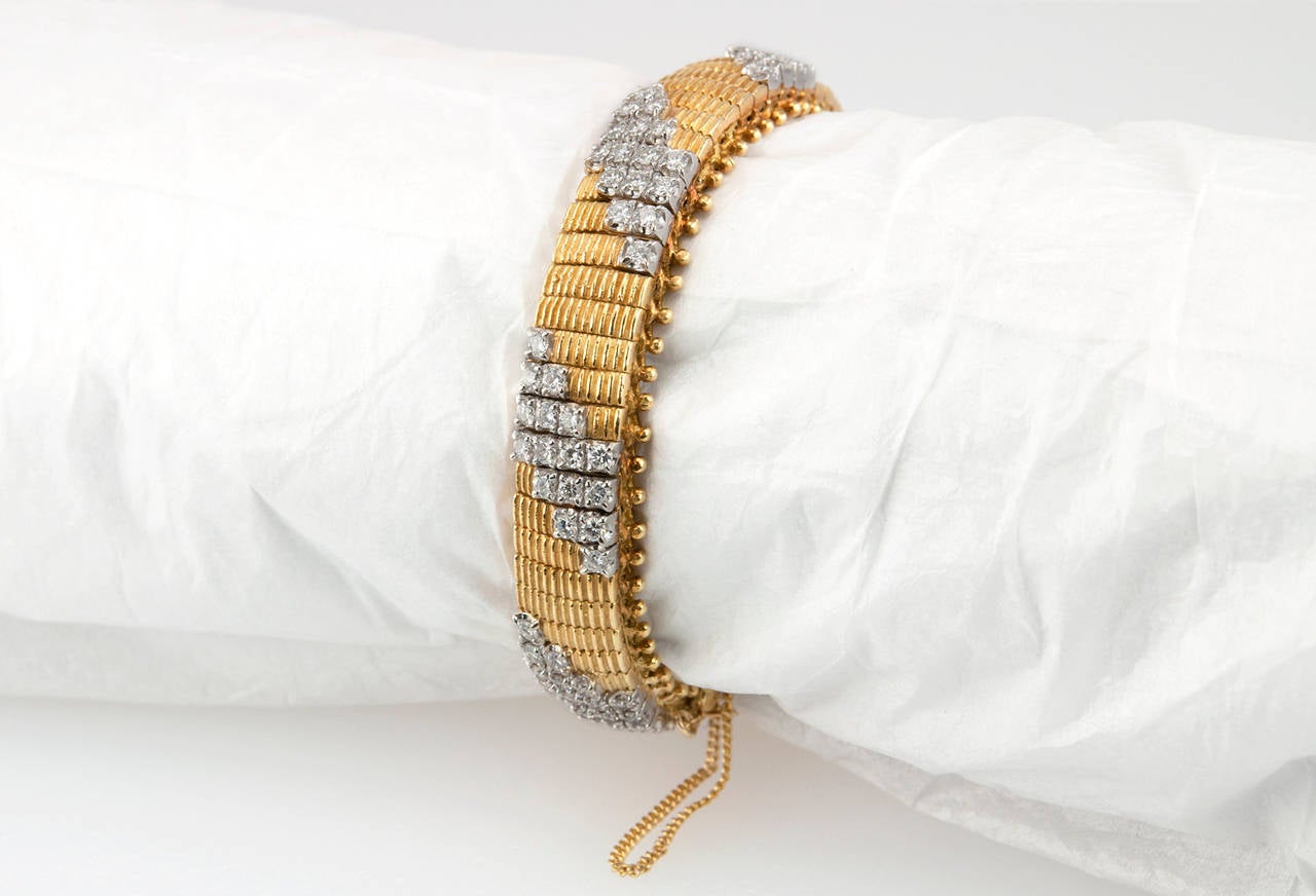 1960s Flexible Diamond Gold Link Bracelet For Sale 2
