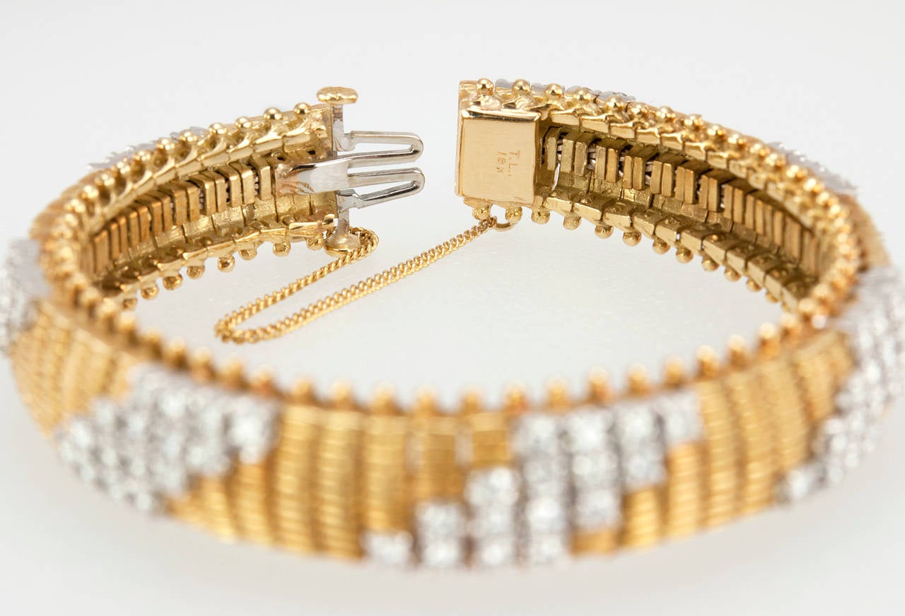 1960s Flexible Diamond Gold Link Bracelet For Sale 4
