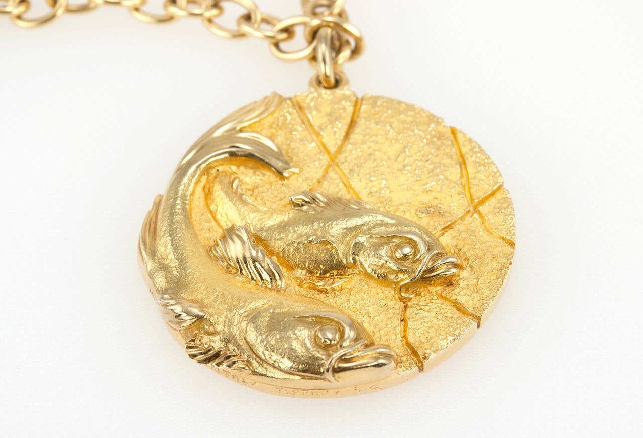 Tiffany & Co. Pisces Gold Zodiac Necklace In Excellent Condition In Los Angeles, CA