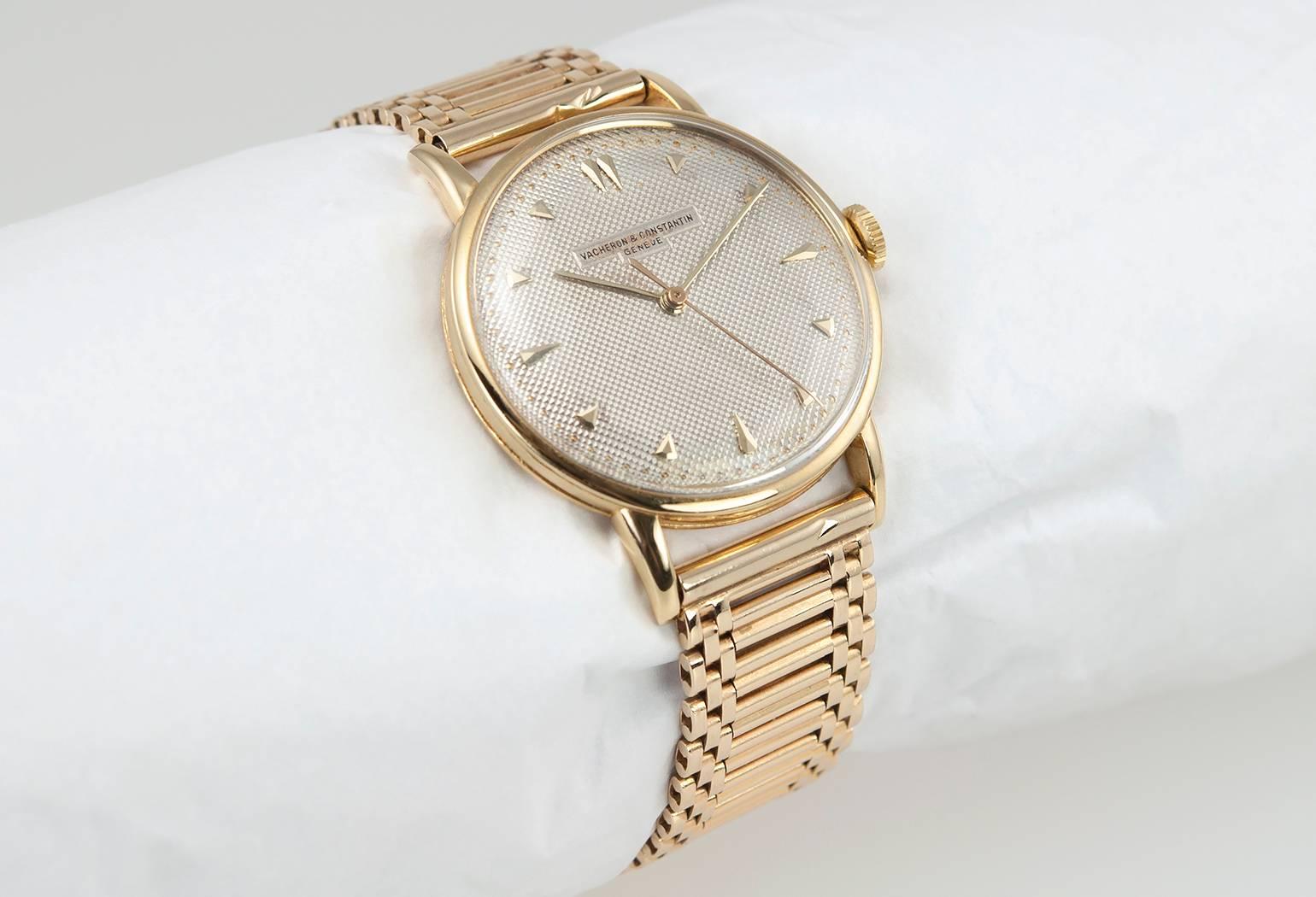 Vacheron & Constantin Yellow Gold Wristwatch In Excellent Condition For Sale In Los Angeles, CA