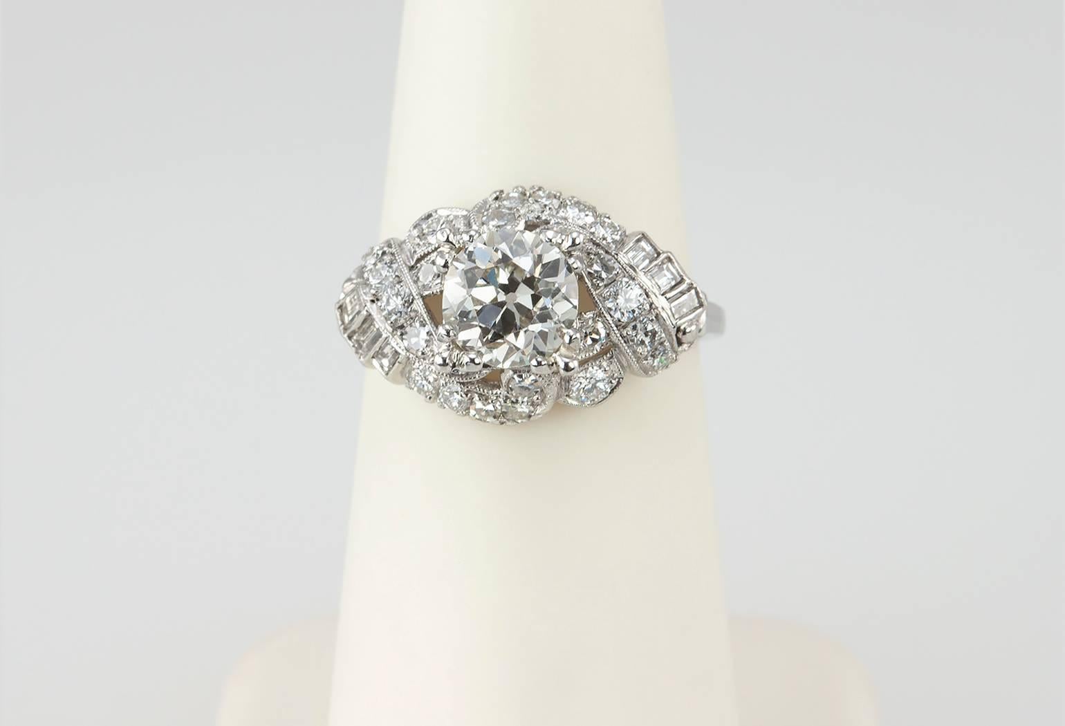 Art Deco 1.12 Carat Old European Cut Diamond Platinum Engagement Ring 3