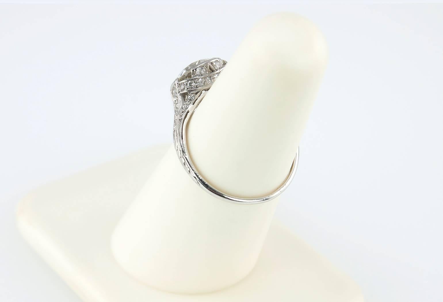 Edwardian 2.20 Carat Old European Cut Diamond Engagement Ring For Sale 2