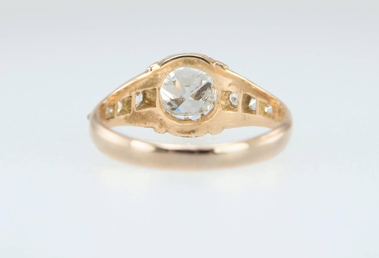 Victorian Old Mine Cut Diamond and Gold Engagement Ring For Sale 1