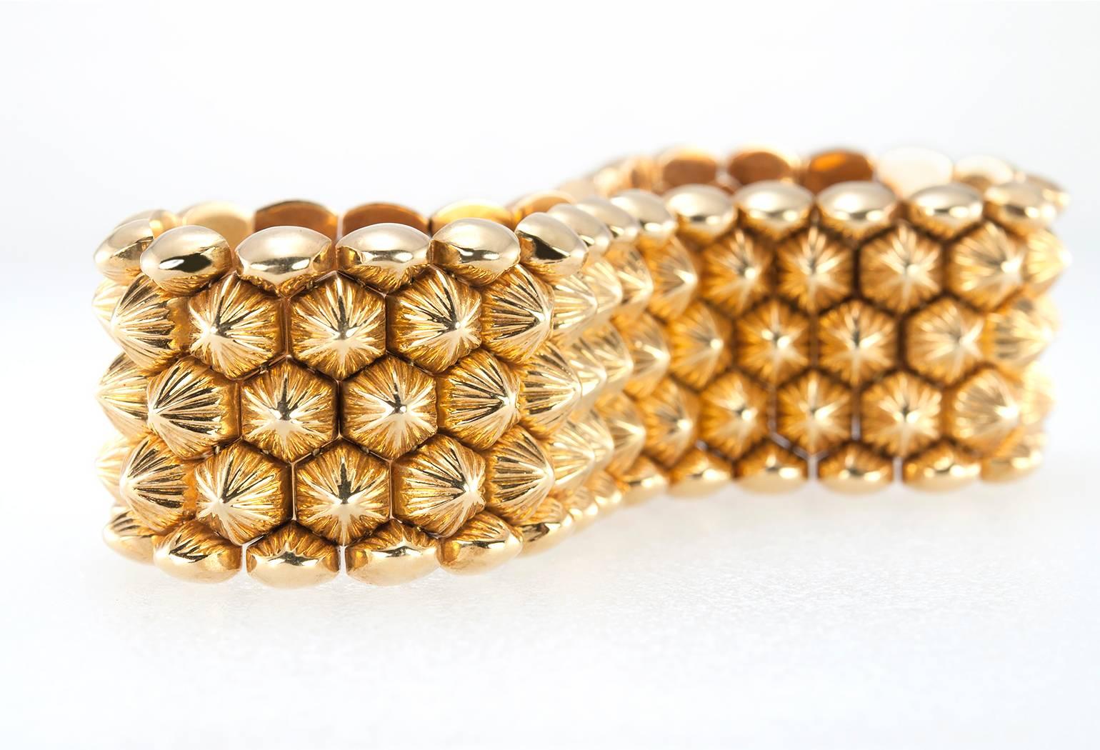 Women's Retro  Gold Link Bracelet