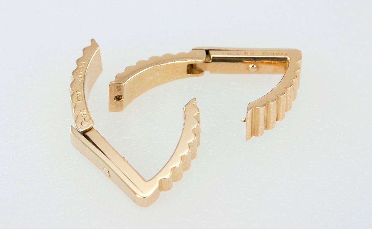 Cartier Gold Ribbed Triangle Cufflinks 1