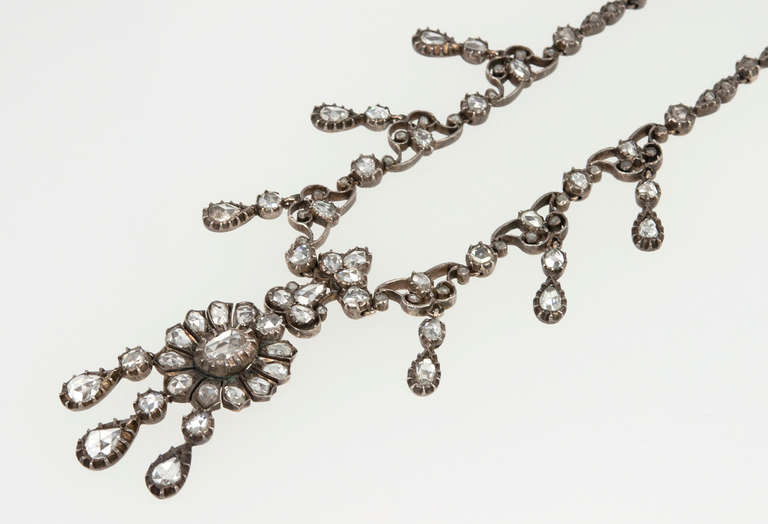 Rose Cut Diamond Necklace In Good Condition For Sale In Los Angeles, CA