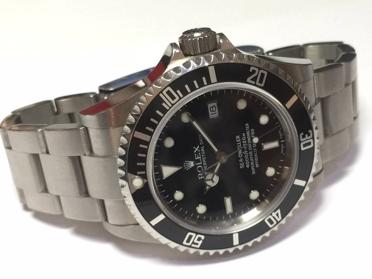 Women's or Men's Rolex Stainless Steel Sea-Dweller Chronometer Wristwatch Ref 16600