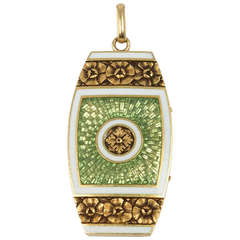 Gorgeous Apple Green Enamel Locket 10