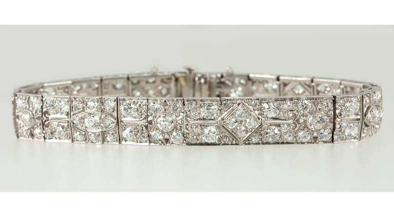 Women's Art Deco Bracelet with Old European Cut Diamonds For Sale