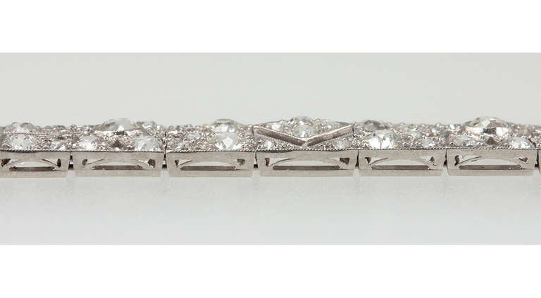 Art Deco Bracelet with Old European Cut Diamonds For Sale 3