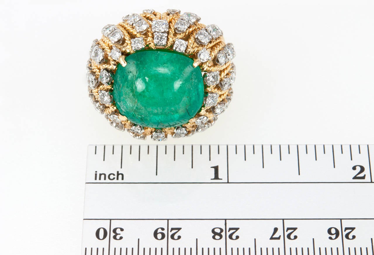 emerald cabochon ring