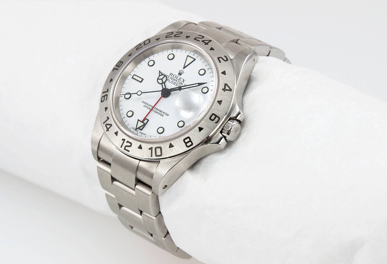 Rolex Explorer II steel wristwatch, reference 16570. This watch features a white original dial, with a fixed 24 hour stainless steel bezel, stainless steel waterproof crown, and a sapphire crystal. Circa 2001. The case width measures approximately