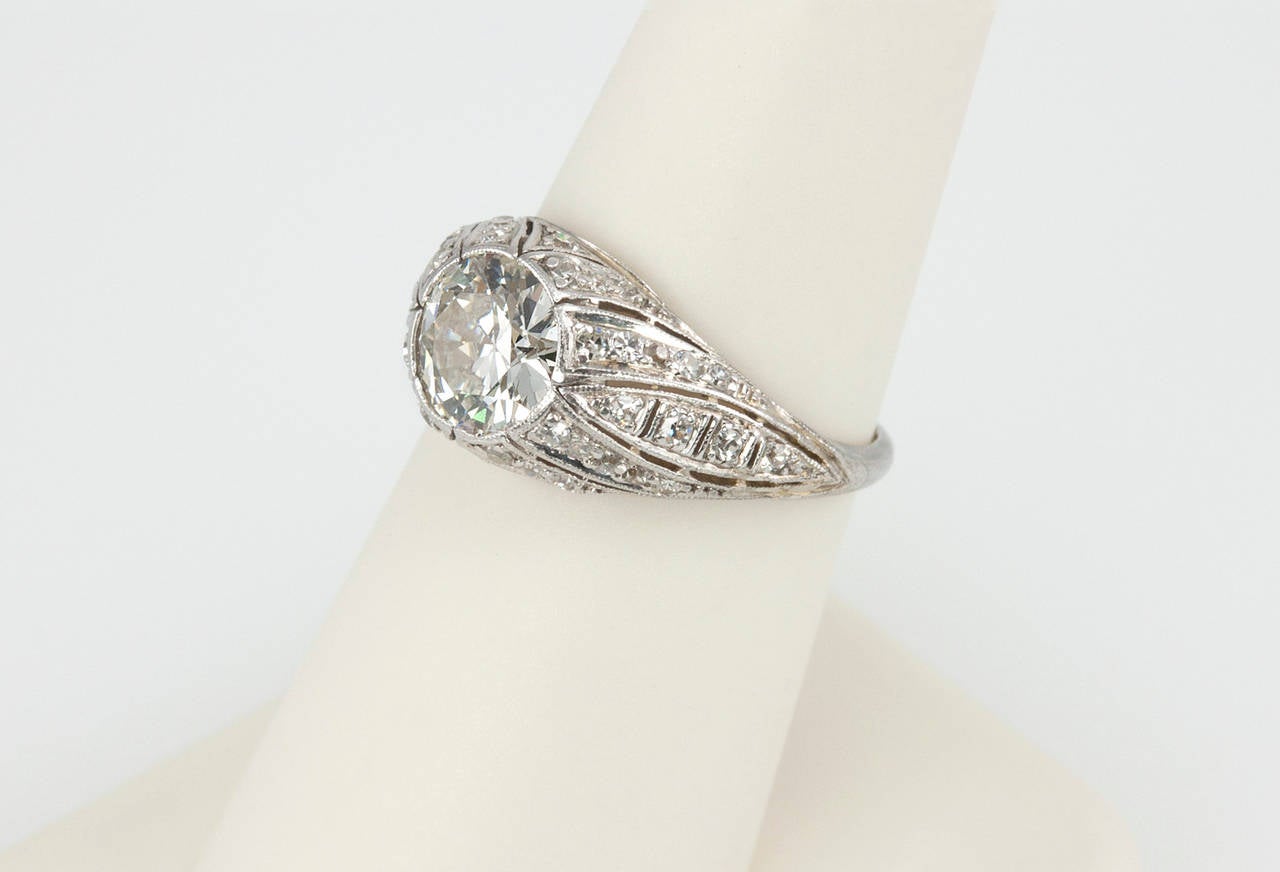 Art Deco 1.29 Carat Diamond Platinum Engagement Ring For Sale 3