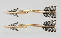 Victorian Pair of Gold Arrow Rings with Pearls