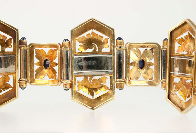 Women's Unusual Ghiso White and Yellow Gold Link Bracelet with Cabochon Sapphires For Sale