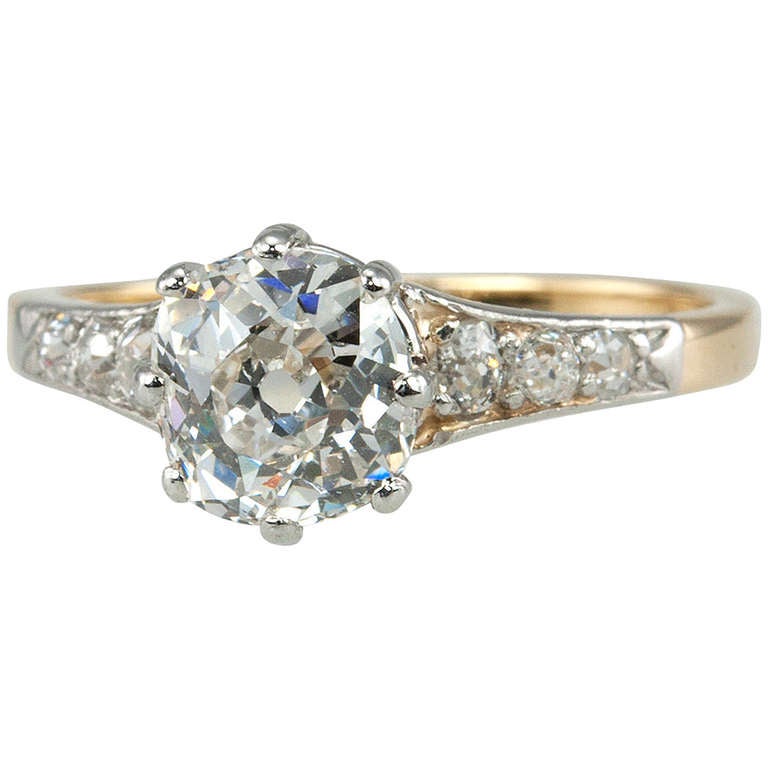 Splendid Victorian 1.25 Carat Engagement Ring For Sale