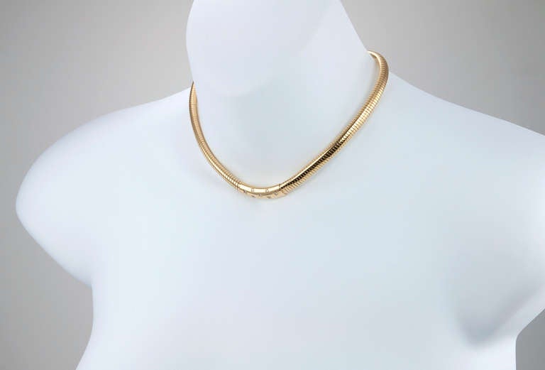 Van Cleef & Arpels Gold Flexible Choker with Star Diamonds Necklace In Good Condition For Sale In Los Angeles, CA