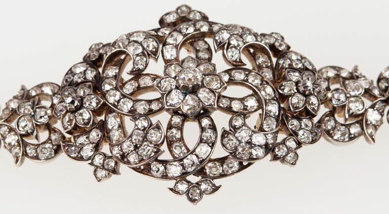 Victorian Link Bracelet with Old Mine Cut Diamonds For Sale 2