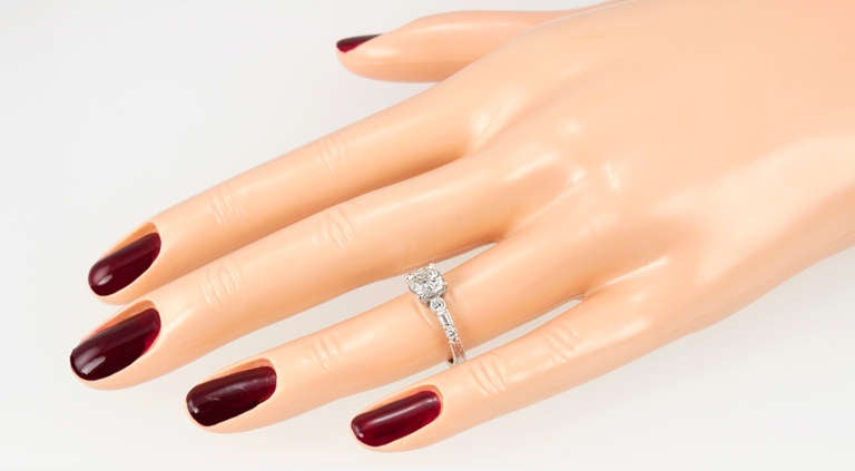Art Deco Engraved 1.11ct K-VS2 GIA Diamond Engagement Ring For Sale