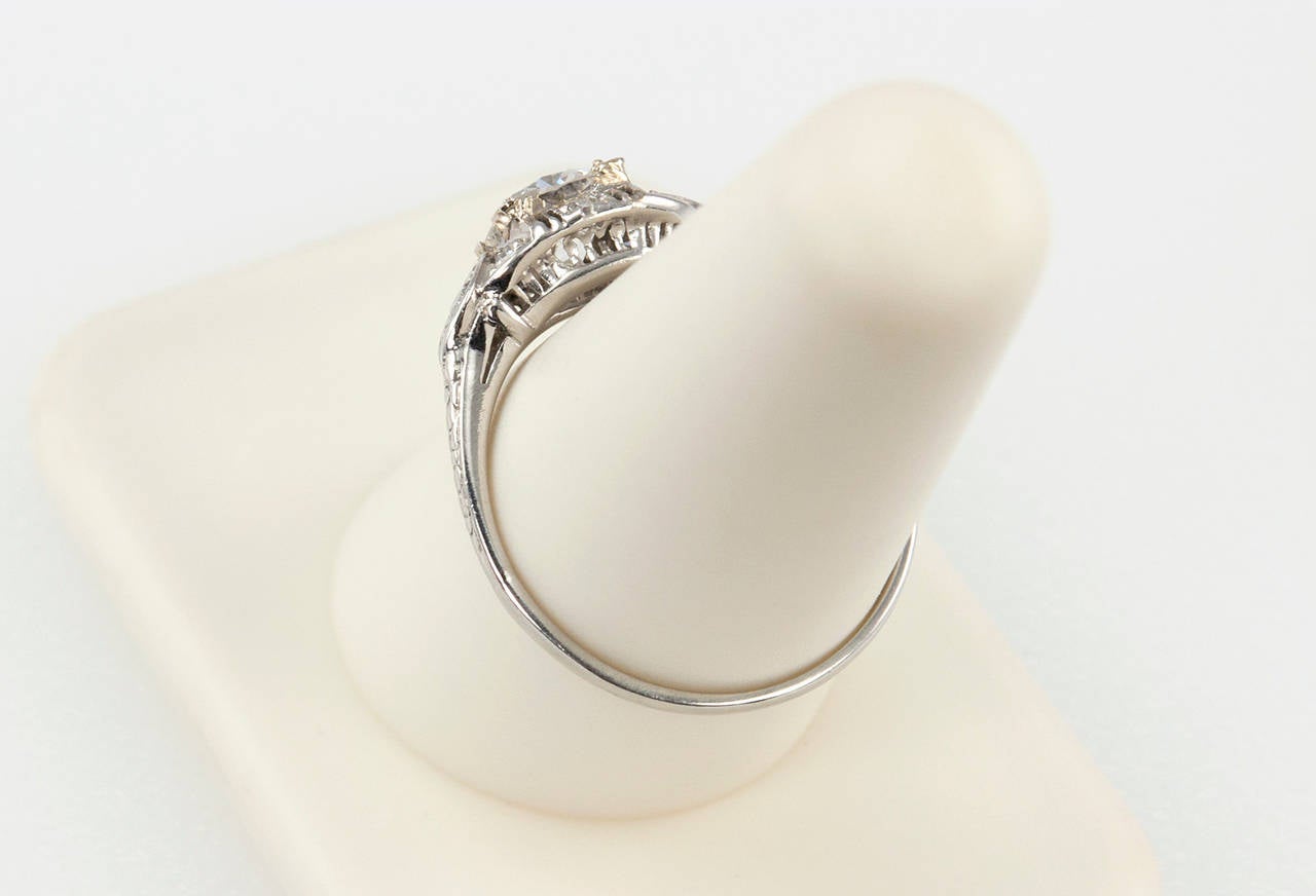 Art Deco 0.96 Carat Diamond Platinum Engagement Ring 4