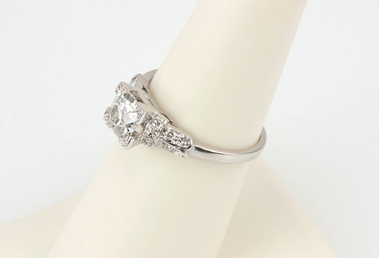 Art Deco 1.01 Carat Cushion Cut Diamond Platinum Engagement Ring For Sale 4