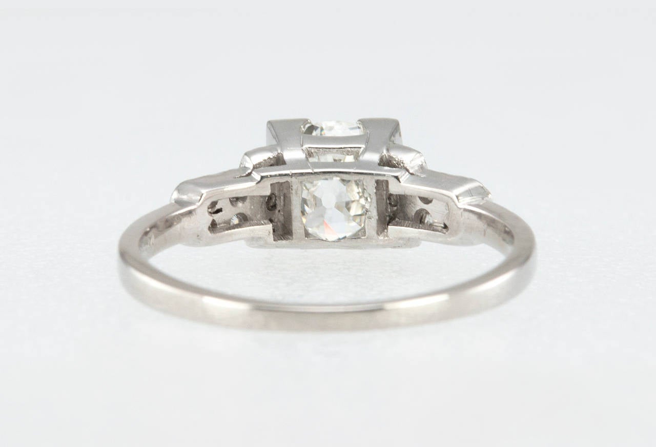 Art Deco 1.01 Carat Cushion Cut Diamond Platinum Engagement Ring For Sale 1