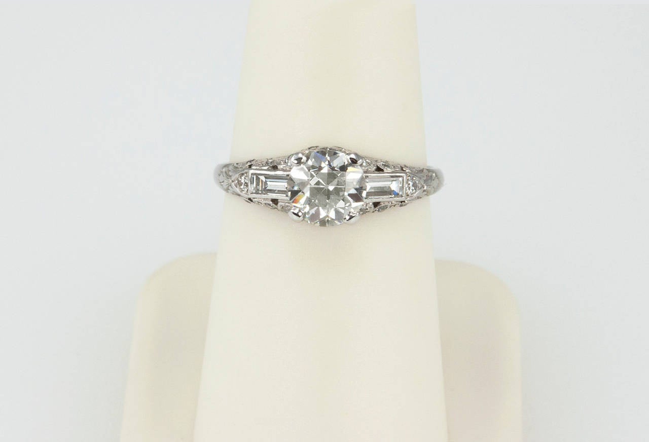 Art Deco 1.18 Carat Old European Cut Diamond Platinum Engagement Ring For Sale 3