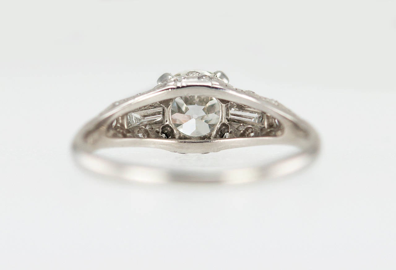 Art Deco 1.18 Carat Old European Cut Diamond Platinum Engagement Ring For Sale 1