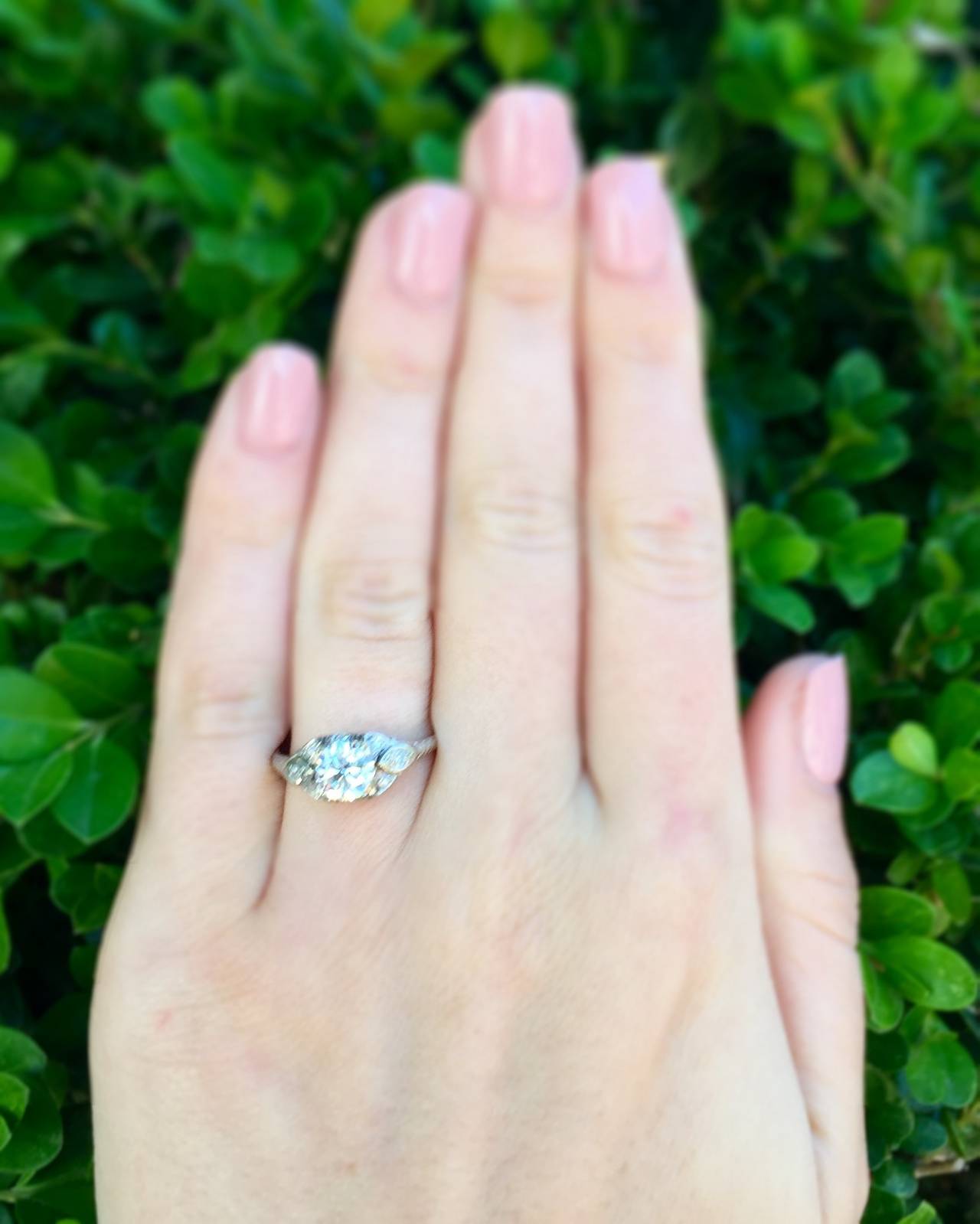 Art Deco 0.96 Carat Diamond Platinum Engagement Ring 2